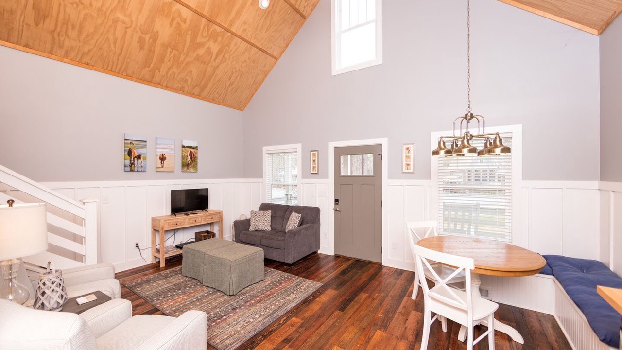 Photo of Livingroom in Minnesott Beach