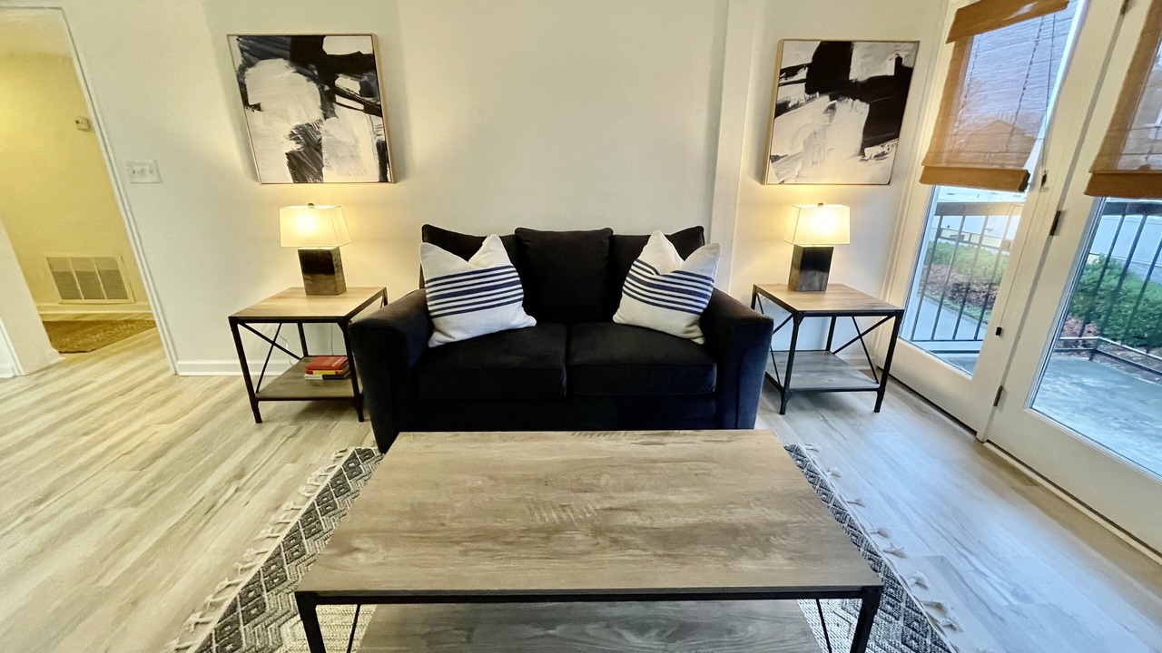 Photo of Livingroom in Downtown Knoxville