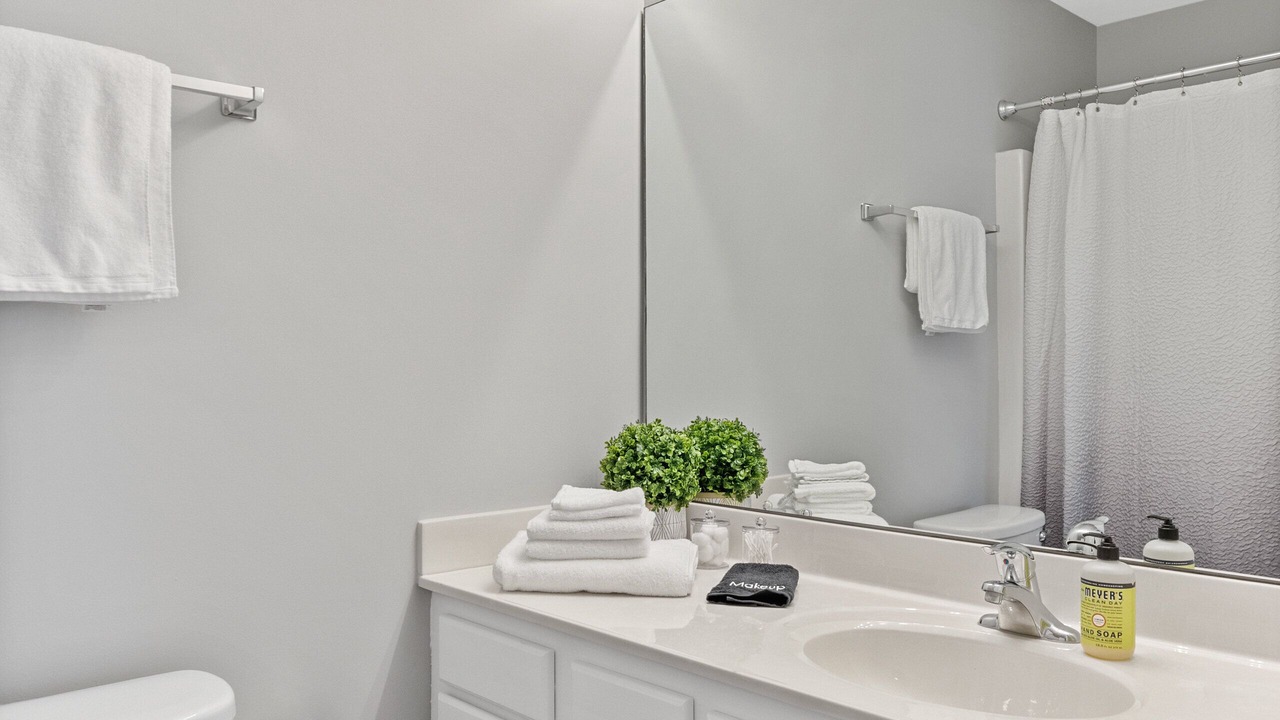Photo of Bathroom in Silver Lake