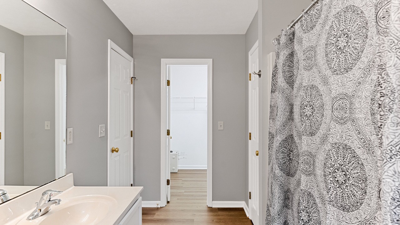 Photo of Bathroom in Silver Lake