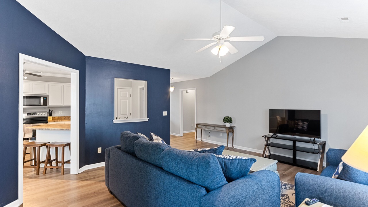 Photo of Livingroom in Silver Lake