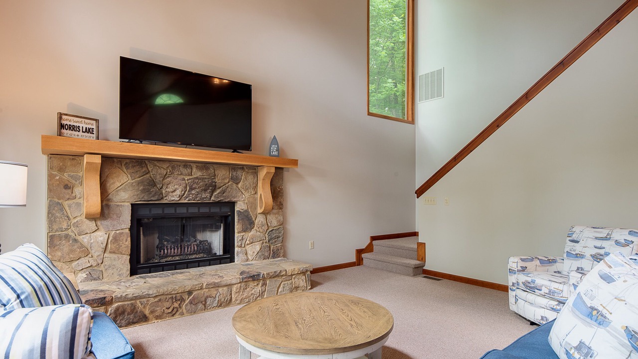 Photo of Livingroom in Big Creek