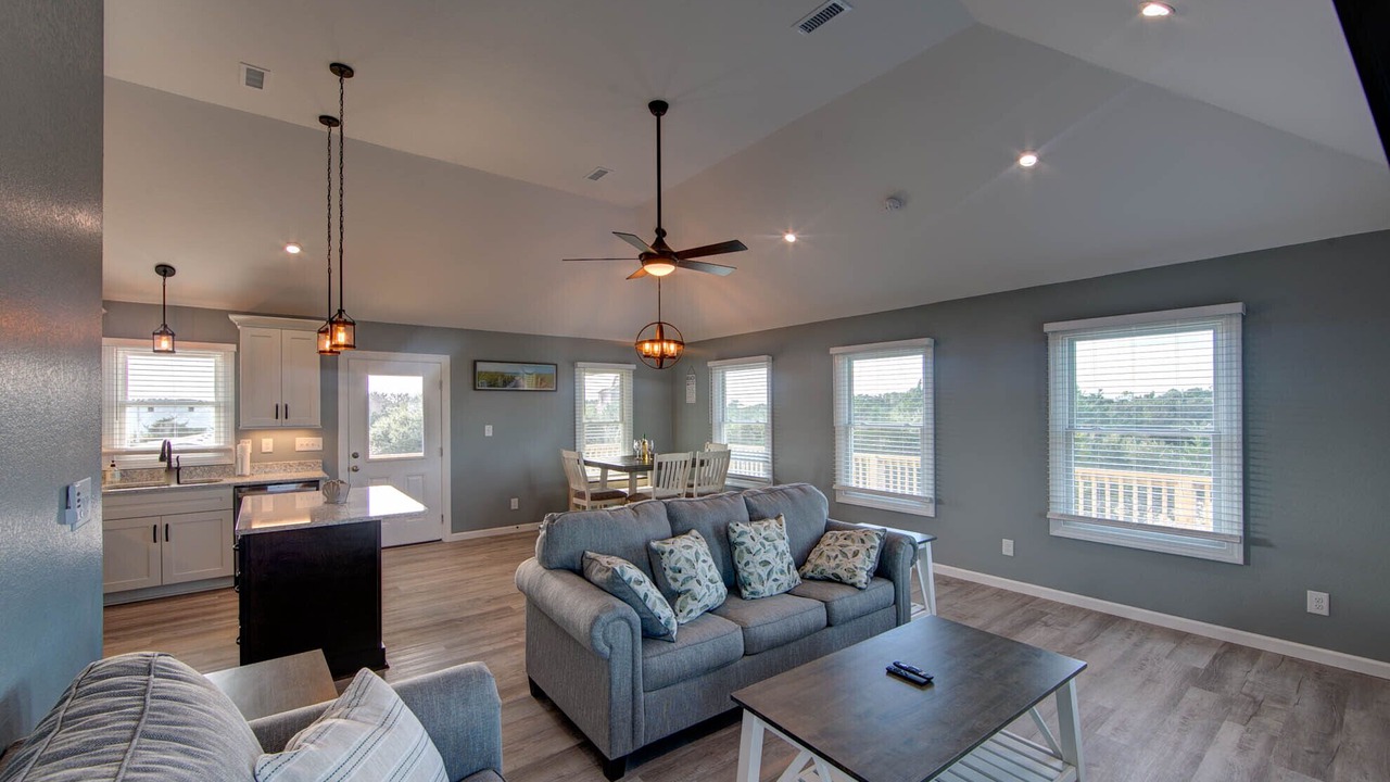 Photo of Livingroom in Avon