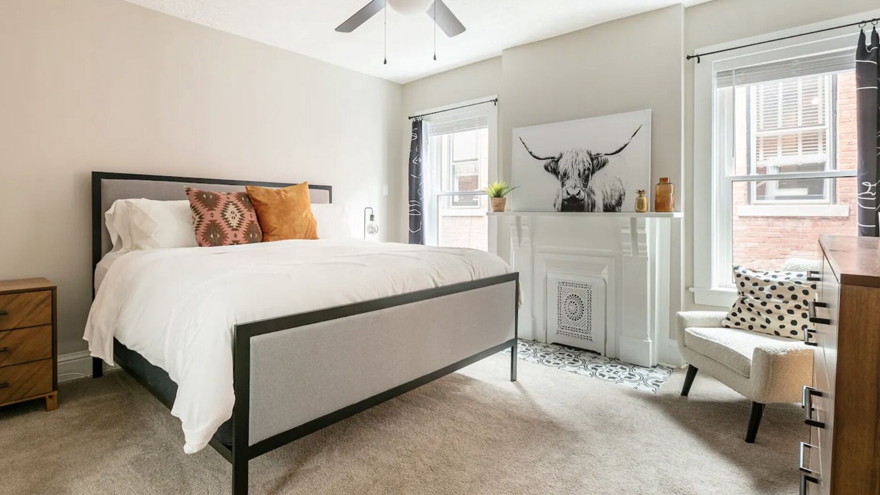 Photo of Bedroom in Downtown