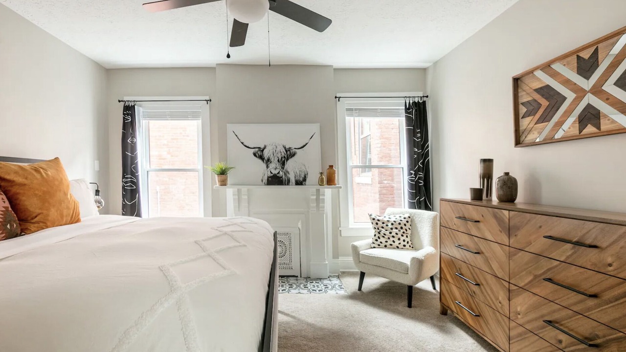 Photo of Bedroom in Downtown