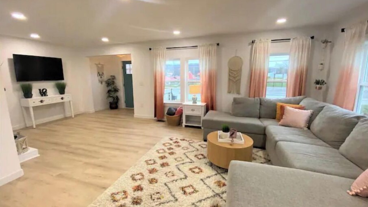 Photo of Livingroom in Livingston