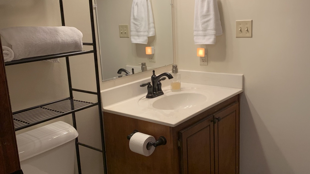 Photo of Bathroom in Inman