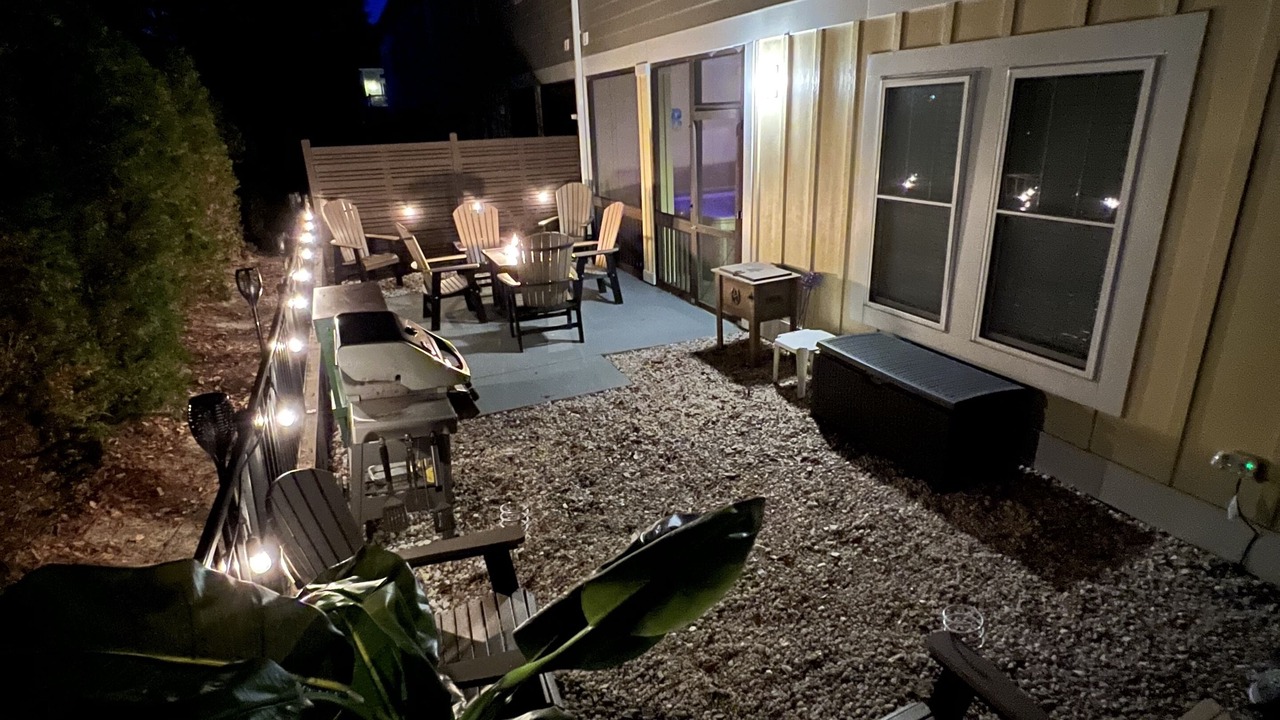 Photo of Outdoor in Corolla Light