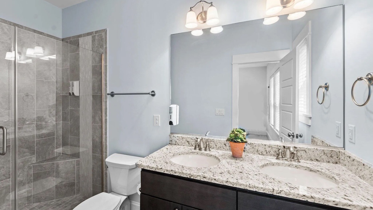 Photo of Bathroom in Corolla Light