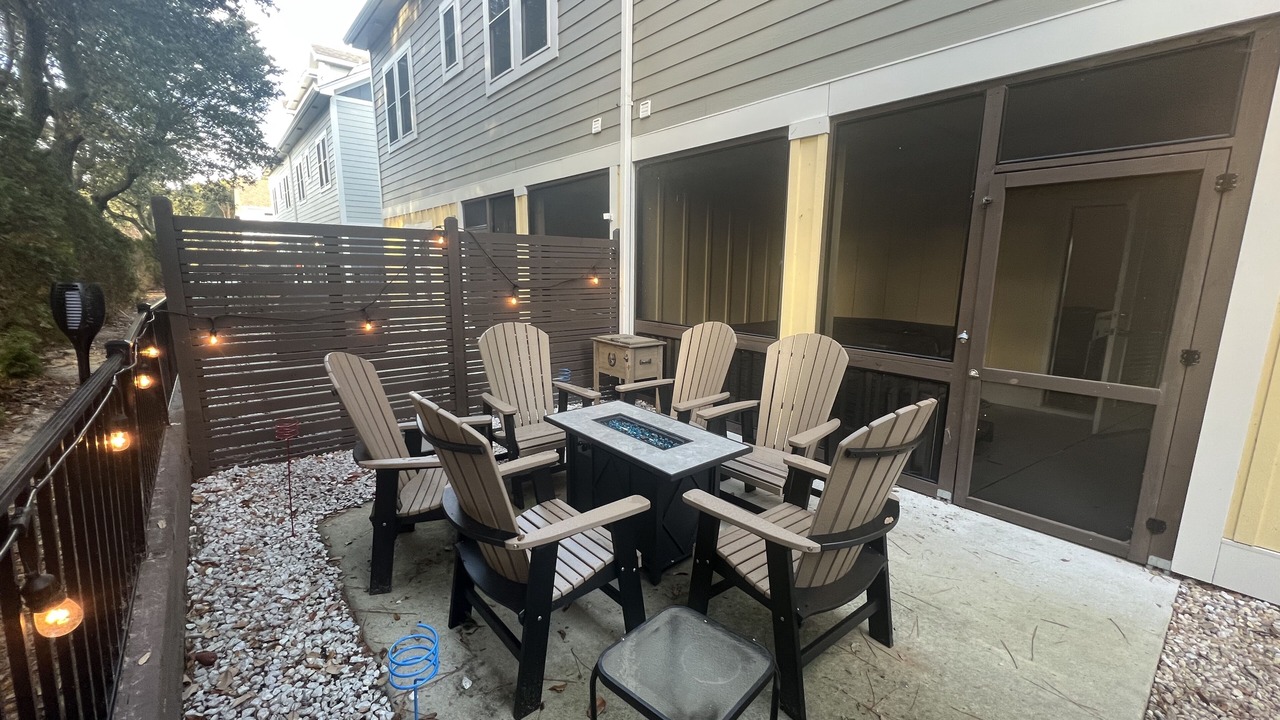 Photo of Outdoor in Corolla Light