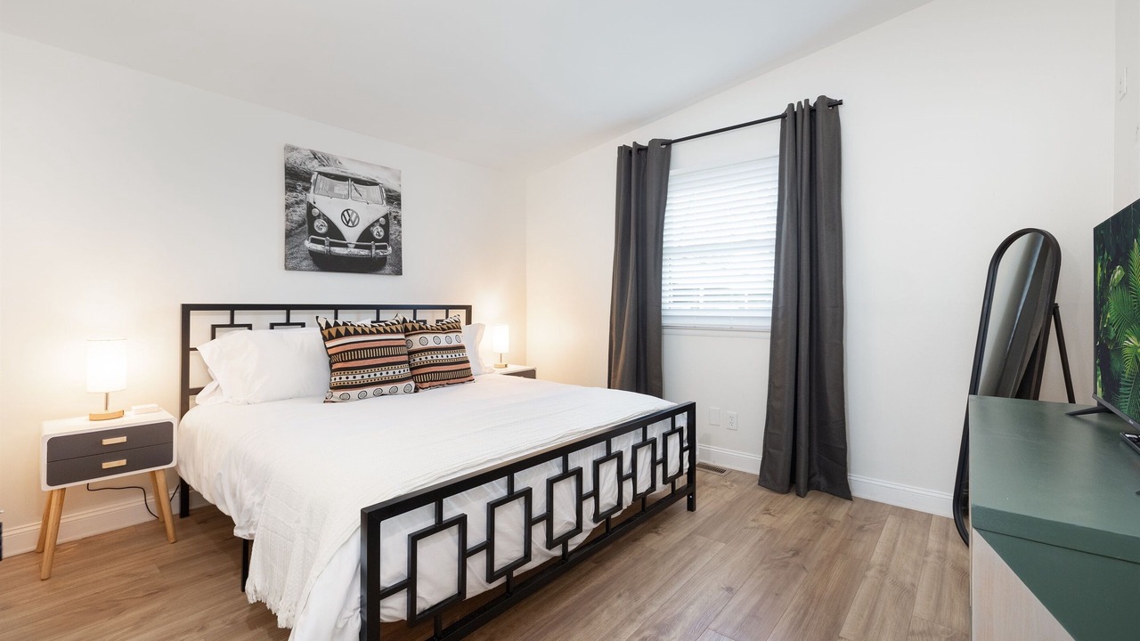 Photo of Bedroom in Sunset View