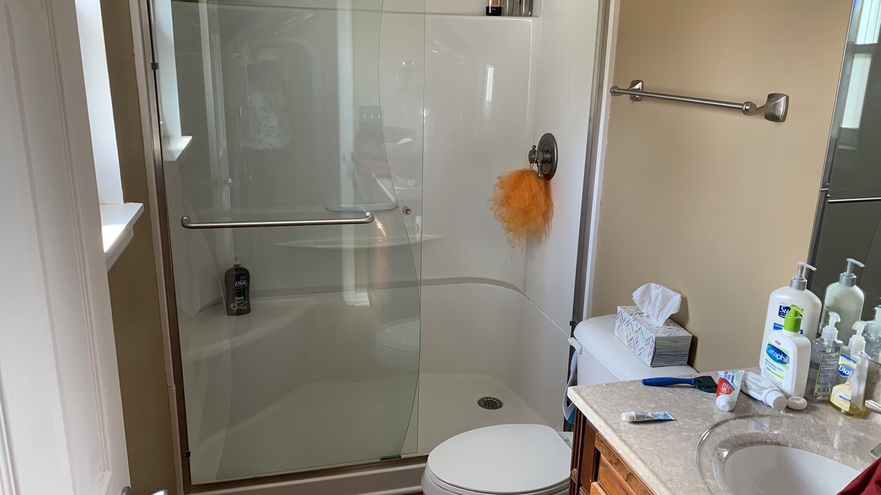 Photo of Bathroom in Brooks