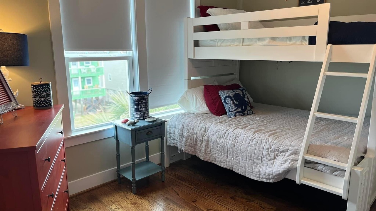 Photo of Bedroom in Holden Beach