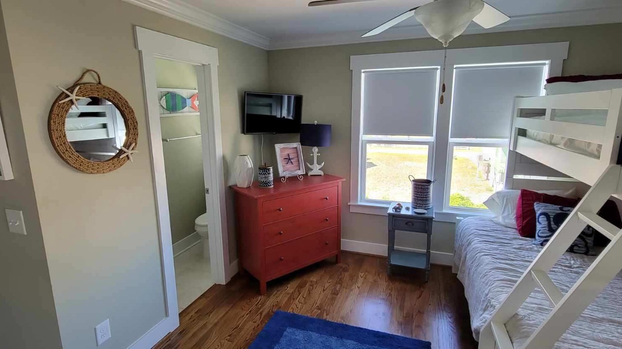 Photo of Bedroom in Holden Beach
