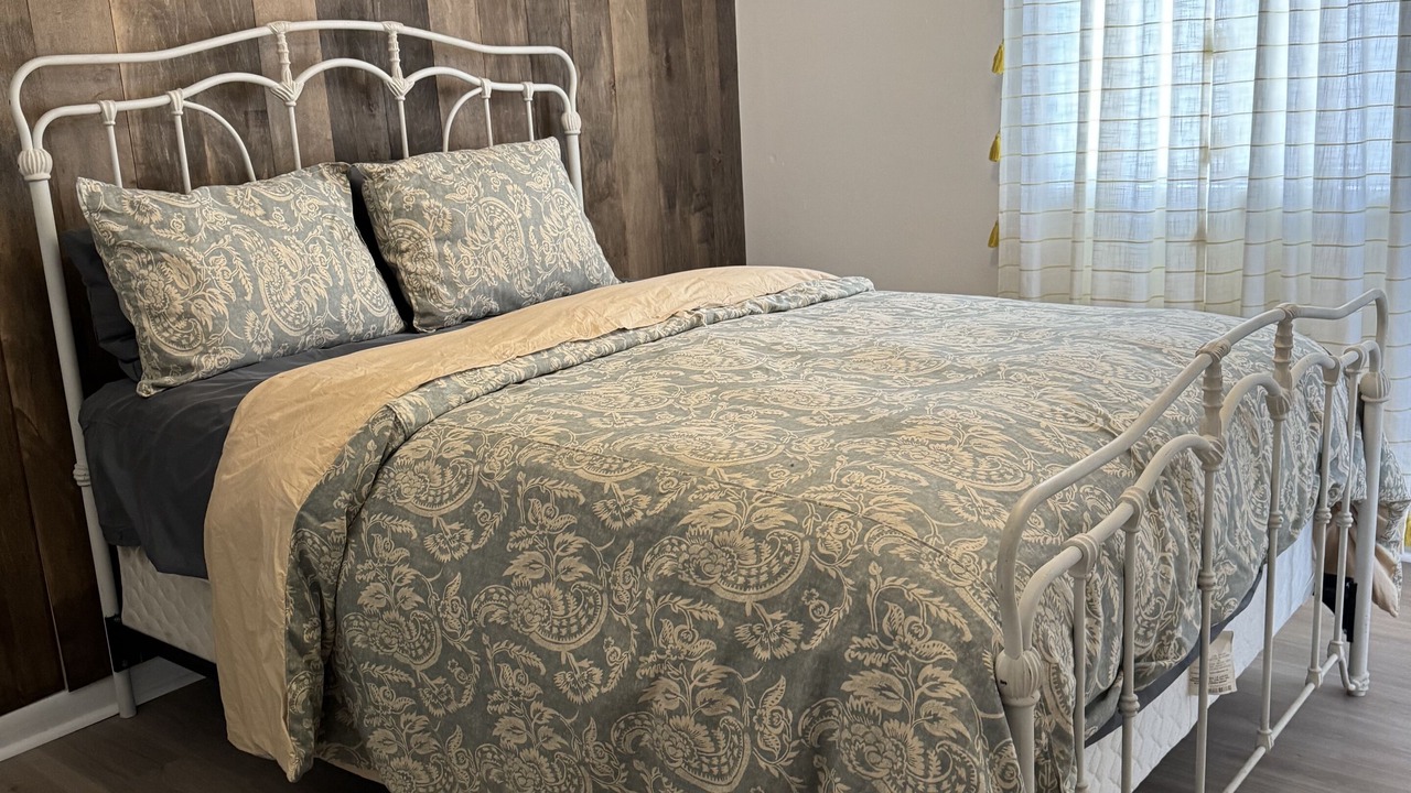 Photo of Bedroom in Travelers Rest