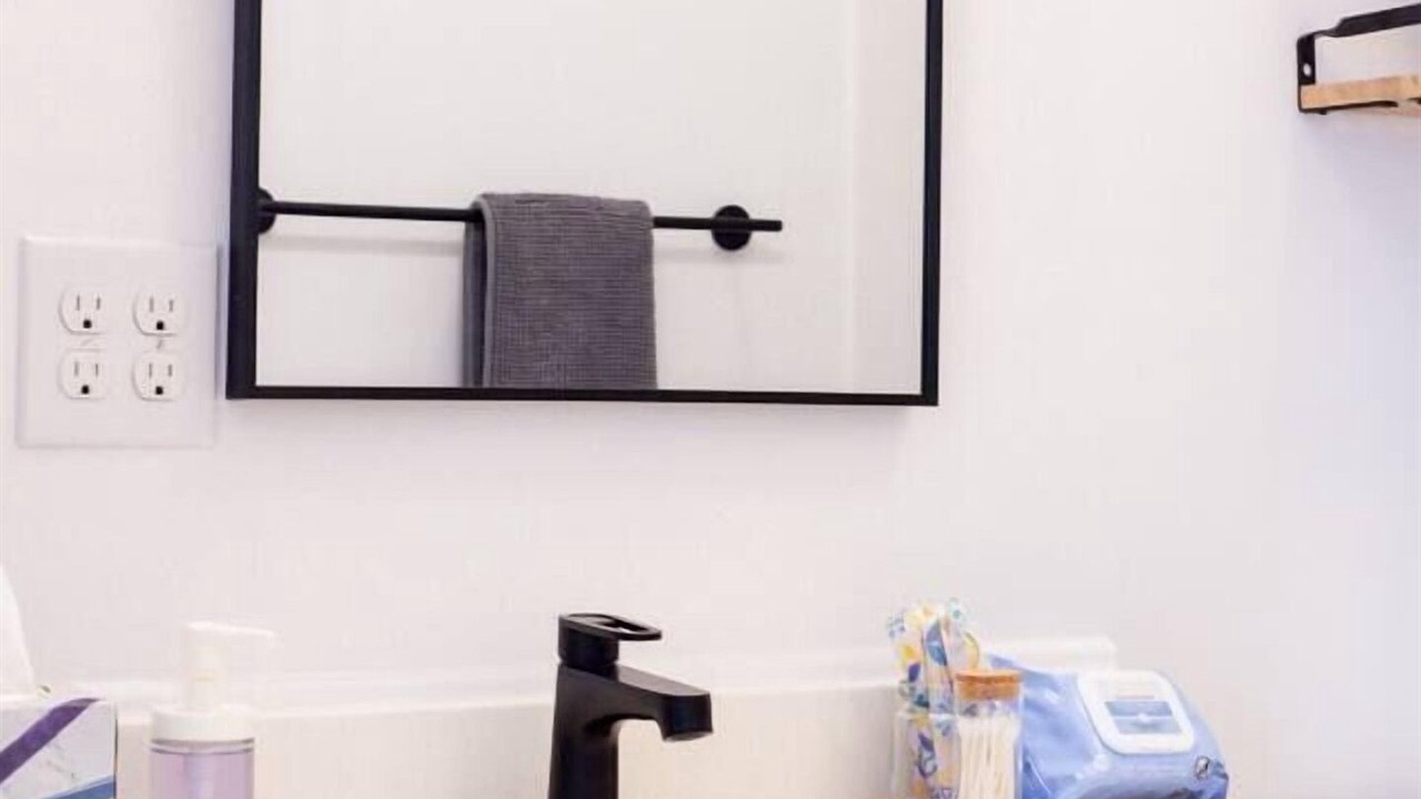 Photo of Bathroom in Wilmington Beach