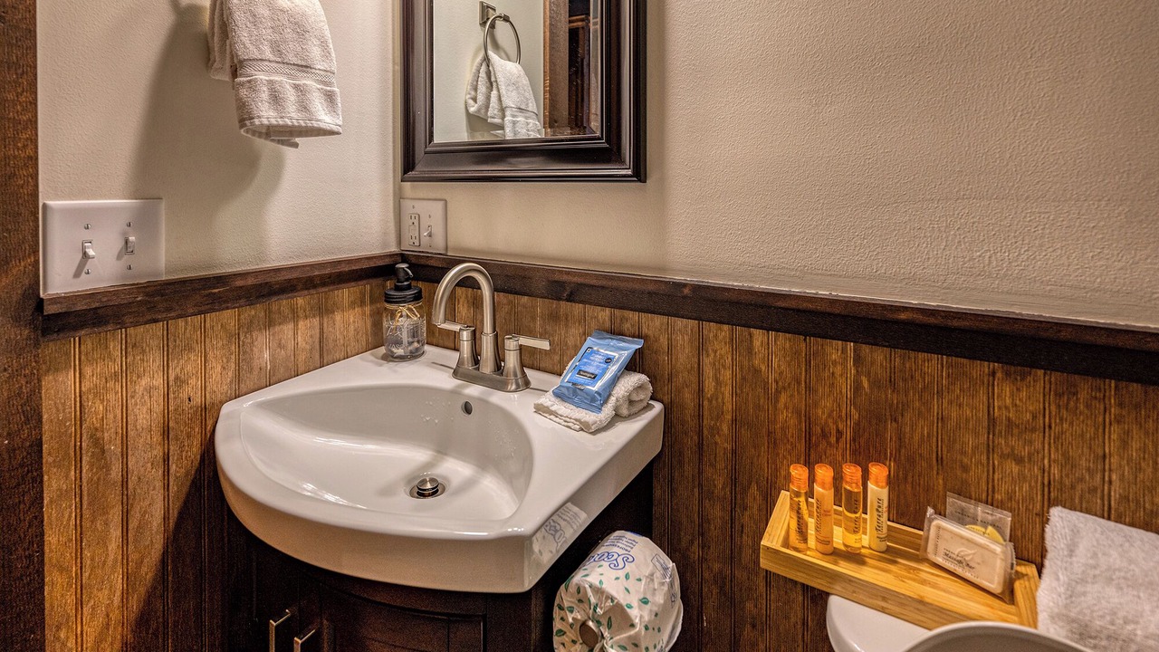 Photo of Bathroom in Topton