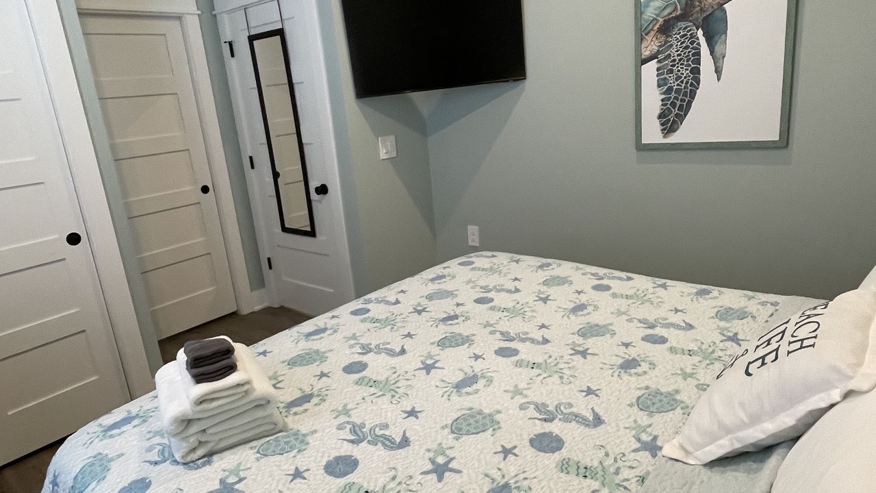 Photo of Bedroom in Corolla Light