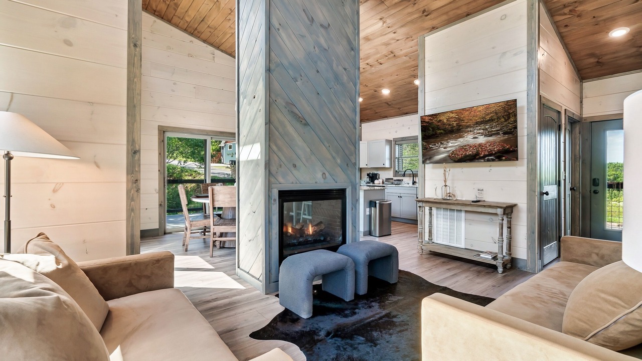 Photo of Livingroom in Wears Valley