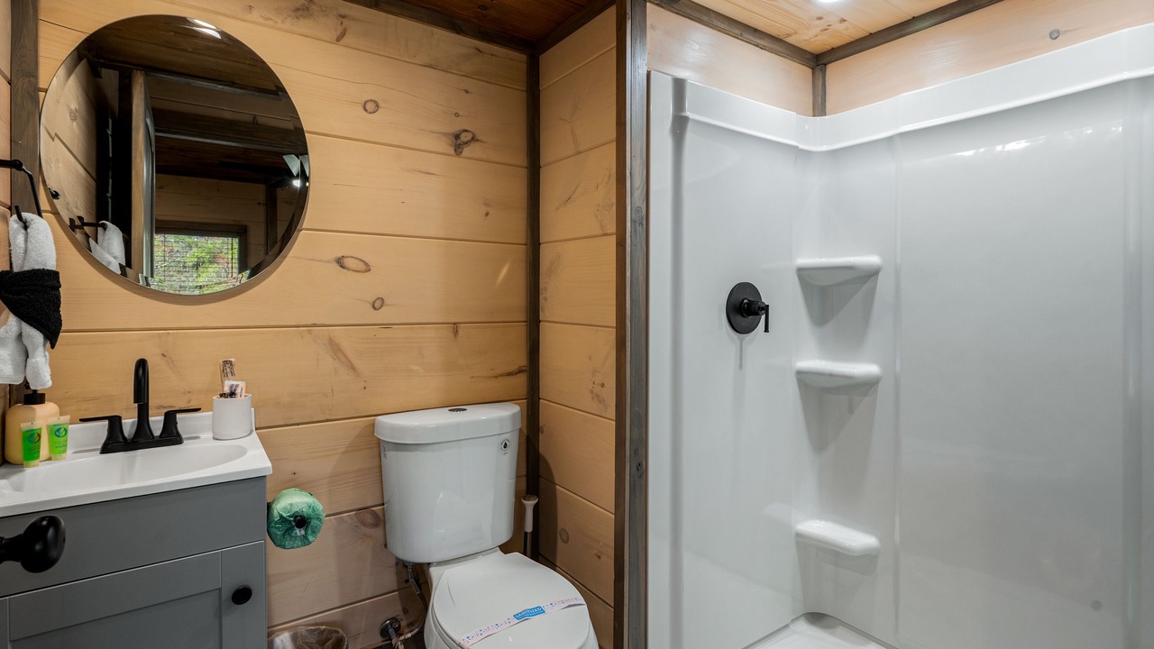 Photo of Bathroom in Wears Valley