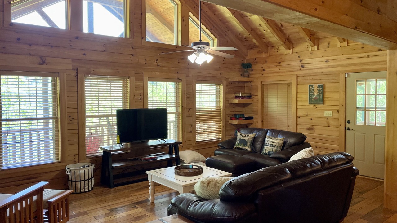 Photo of Livingroom in Whittier