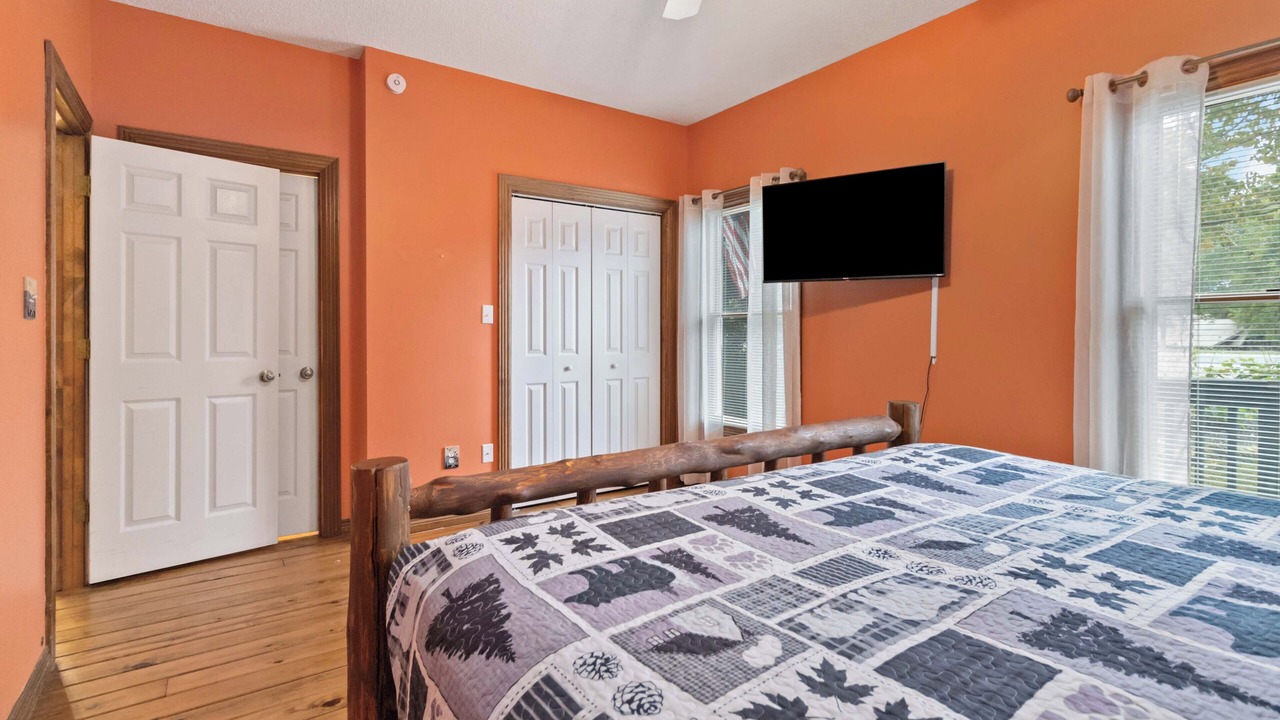 Photo of Bedroom in Sloans Valley