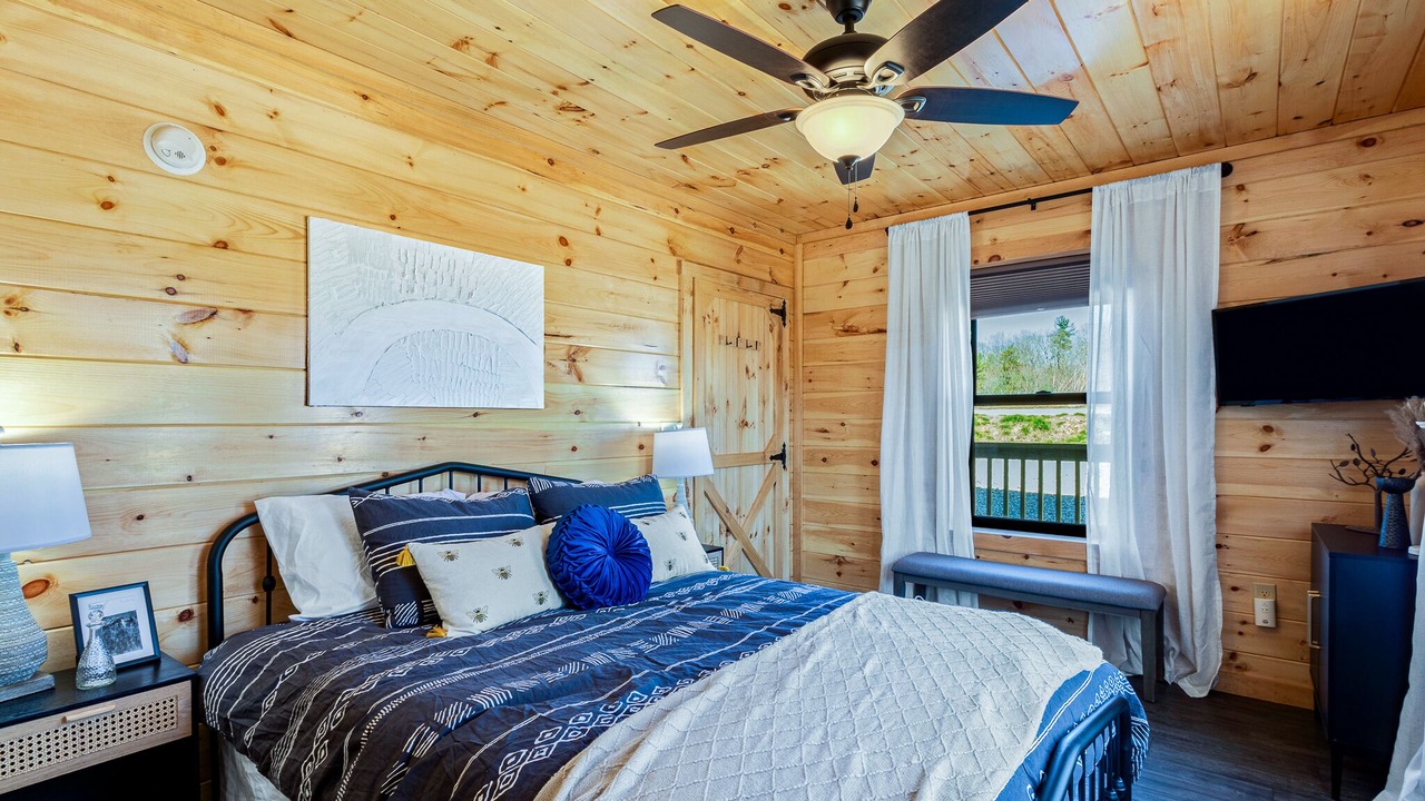 Photo of Bedroom in Rogers