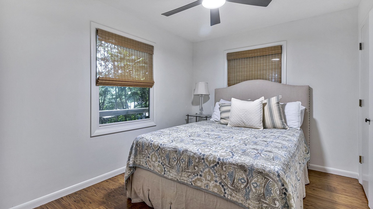 Photo of Bedroom in Byrdstown