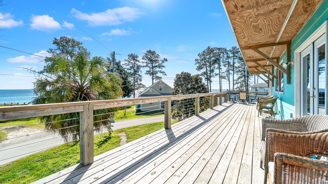 Photo of Patio Balcony in Minnesott Beach