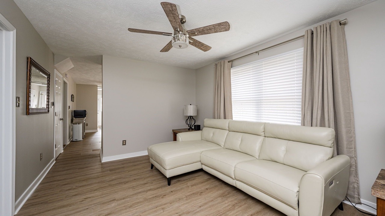Photo of Livingroom in Ampthill