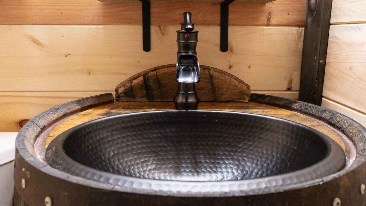Photo of Bathroom in Lawrenceburg