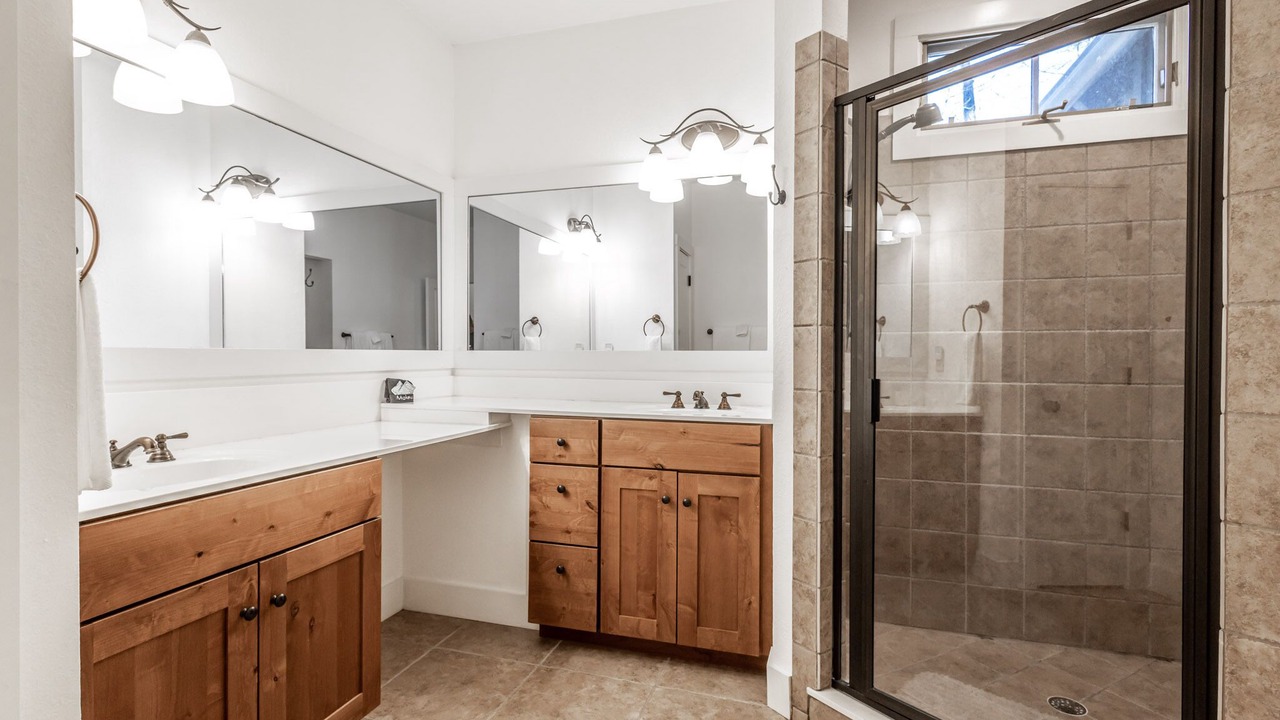 Photo of Bathroom in Bear Lake Reserve