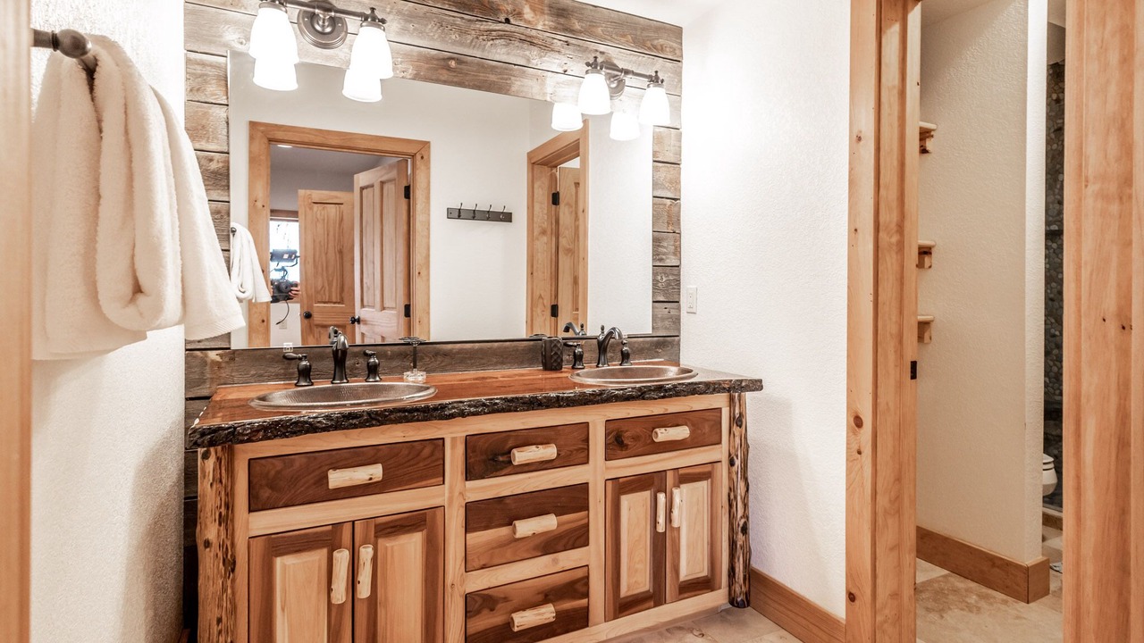 Photo of Bathroom in Bear Lake Reserve