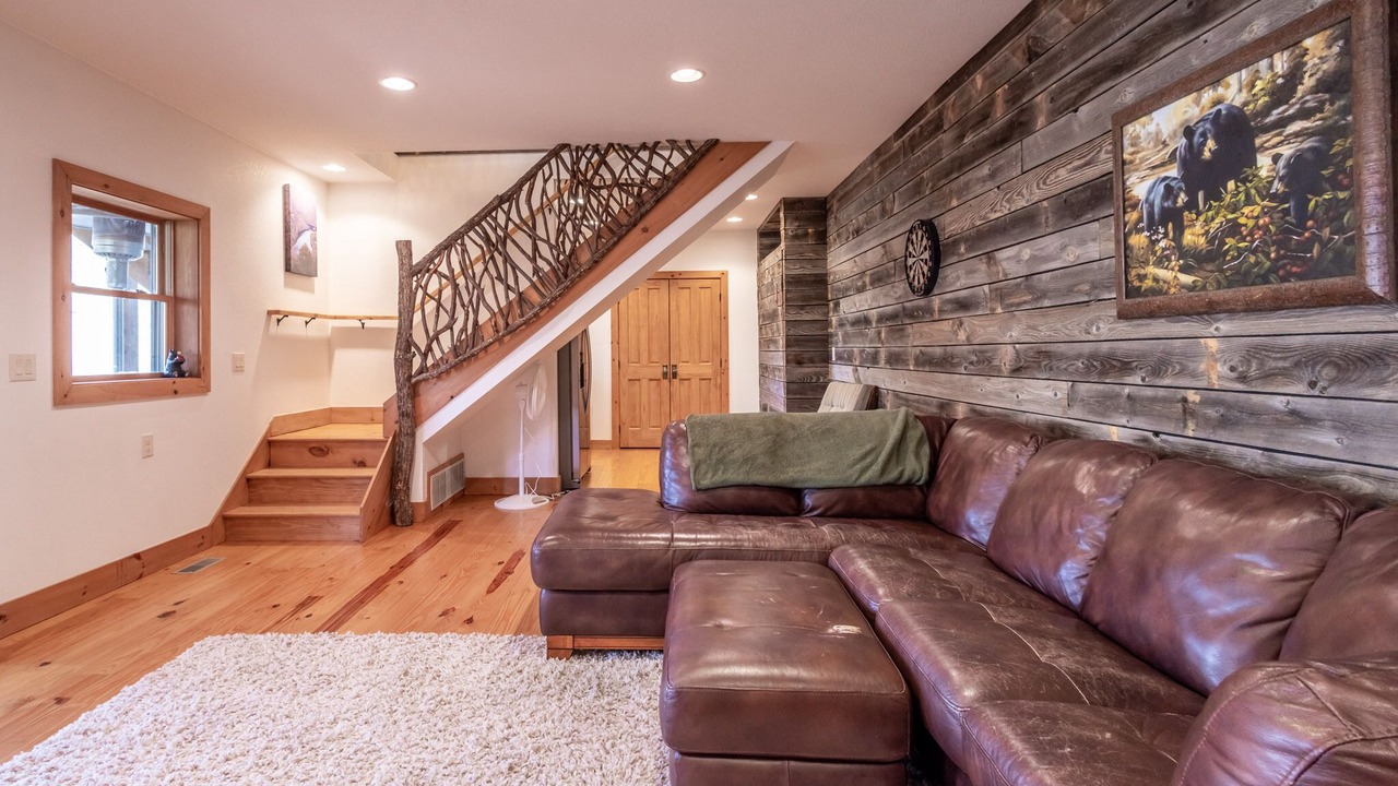 Photo of Bedroom in Bear Lake Reserve
