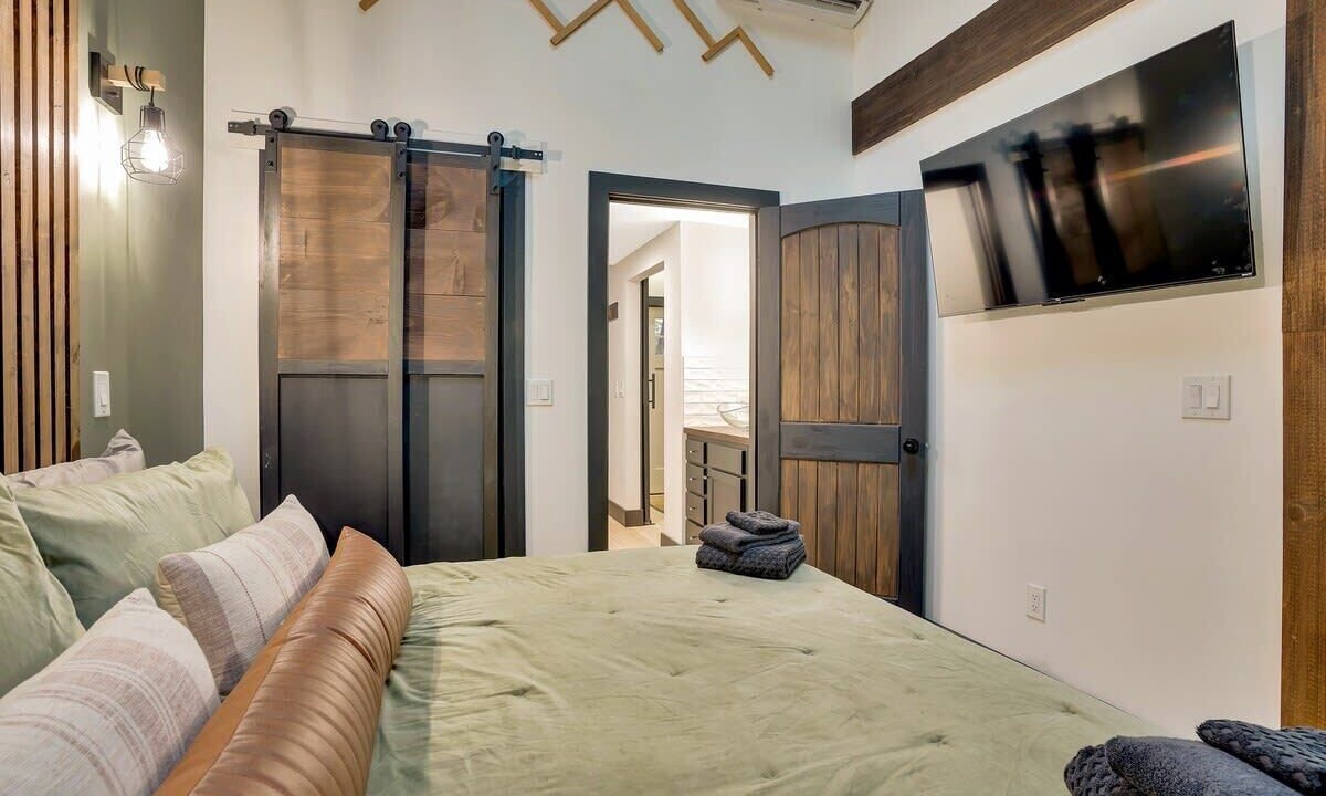 Photo of Bedroom in Wildwood