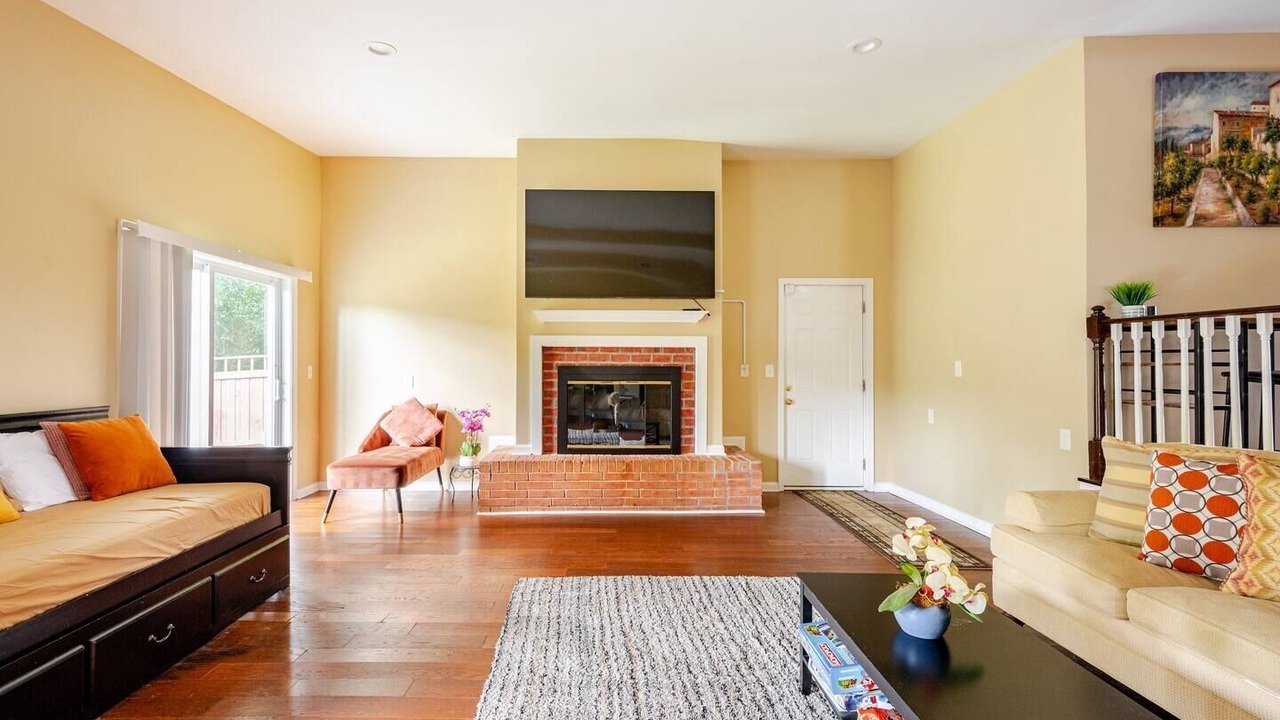 Photo of Livingroom in Durham