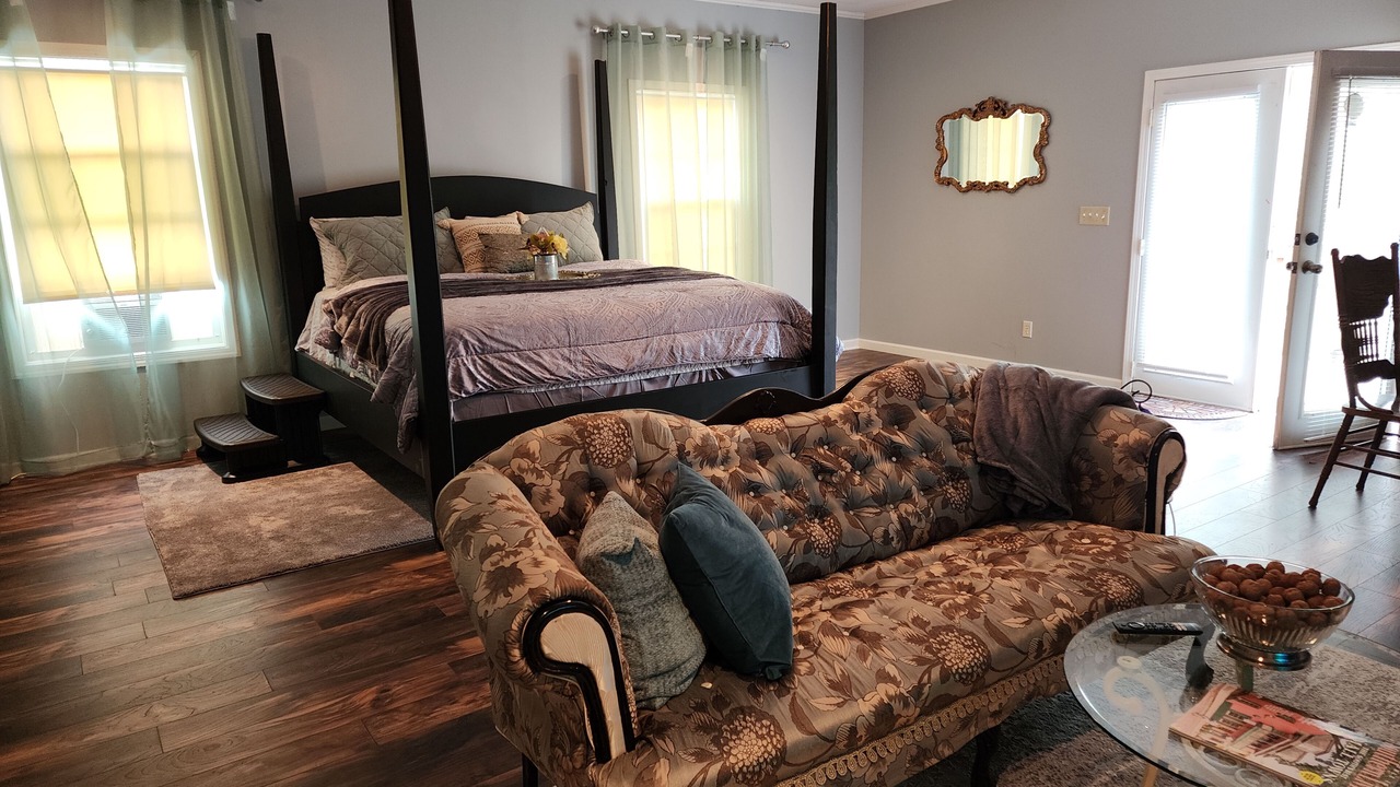 Photo of Bedroom in Summerville