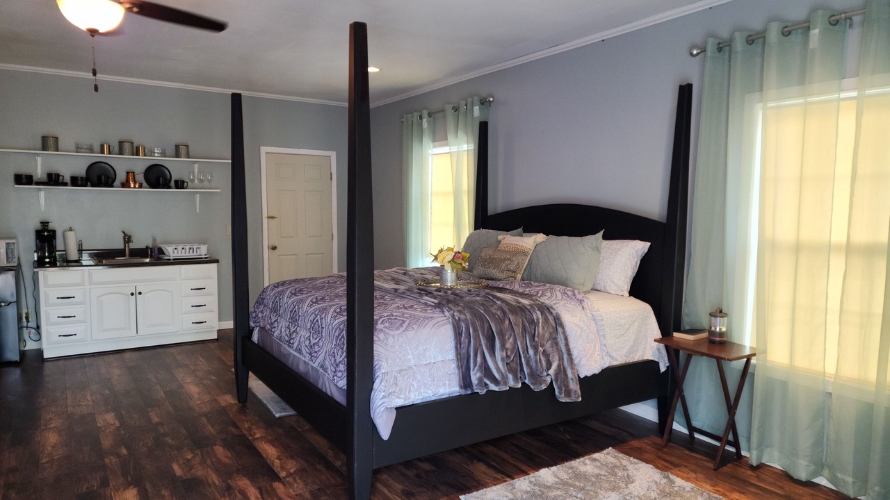 Photo of Bedroom in Summerville