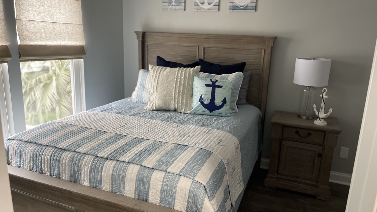 Photo of Bedroom in Wilmington Beach