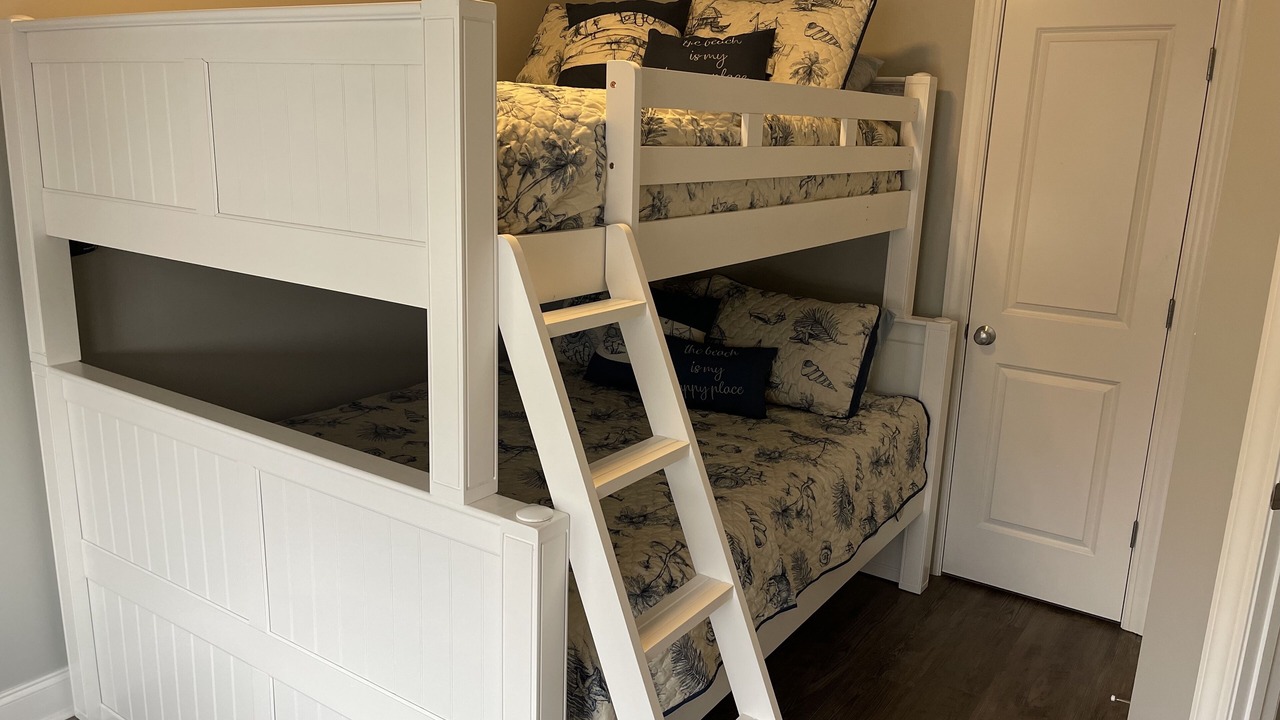 Photo of Bedroom in Wilmington Beach