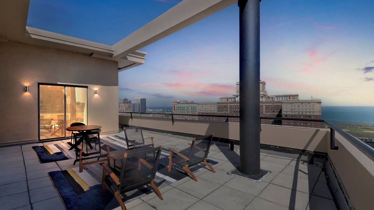 Photo of Outdoor in Printers Row