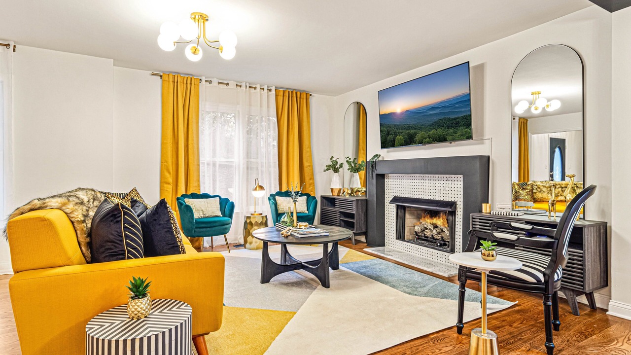 Photo of Livingroom in Bent Creek