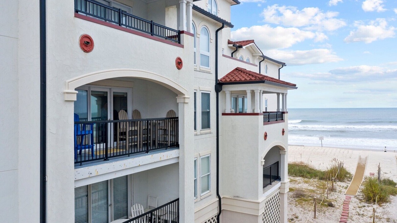 Photo of Patio Balcony in North Topsail Beach