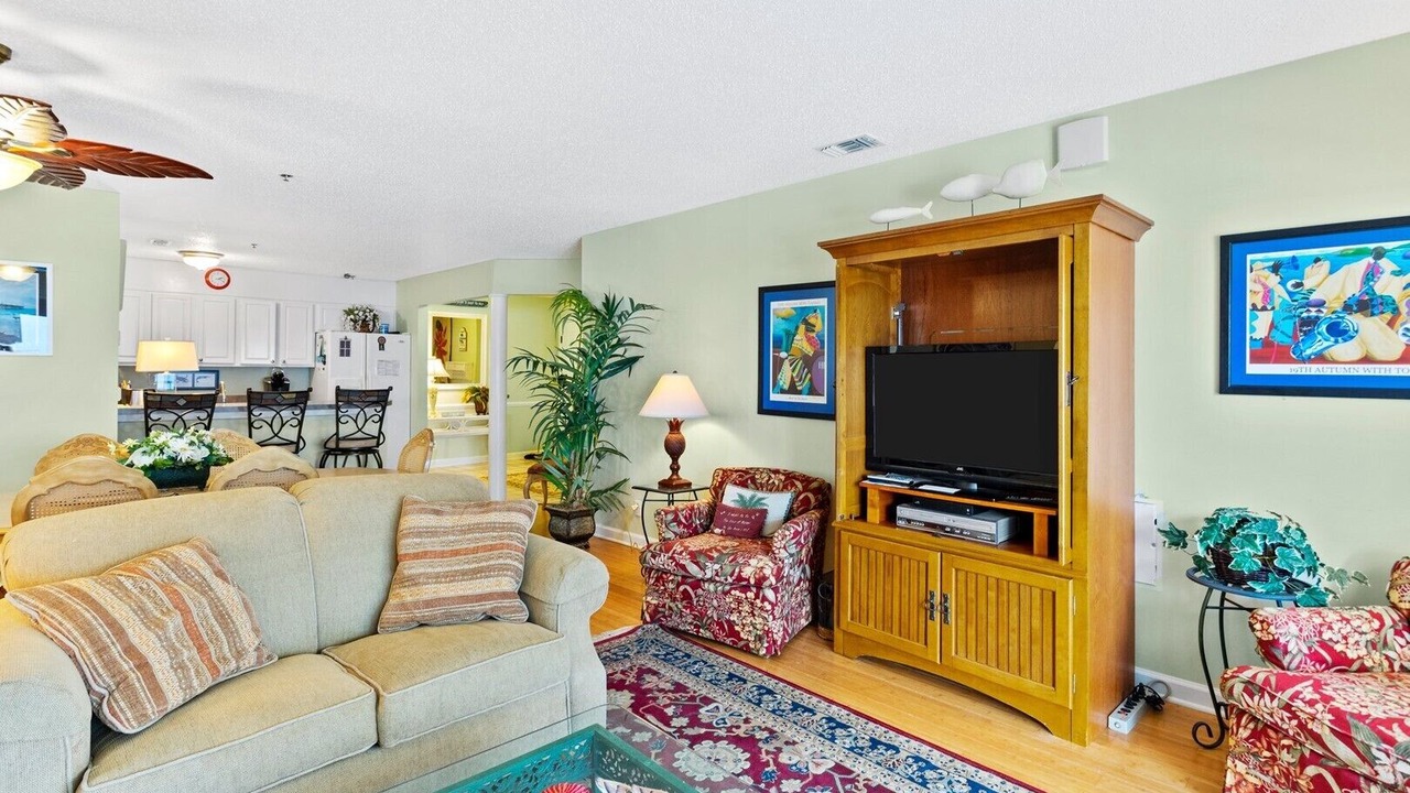 Photo of Livingroom in North Topsail Beach