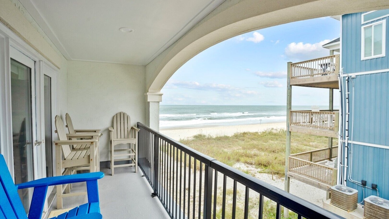 Photo of Patio Balcony in North Topsail Beach