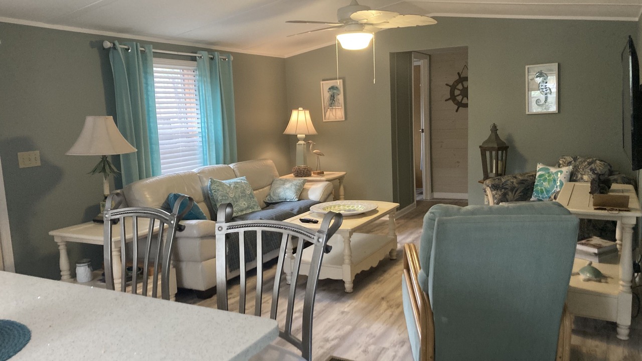 Photo of Livingroom in Sunset Beach