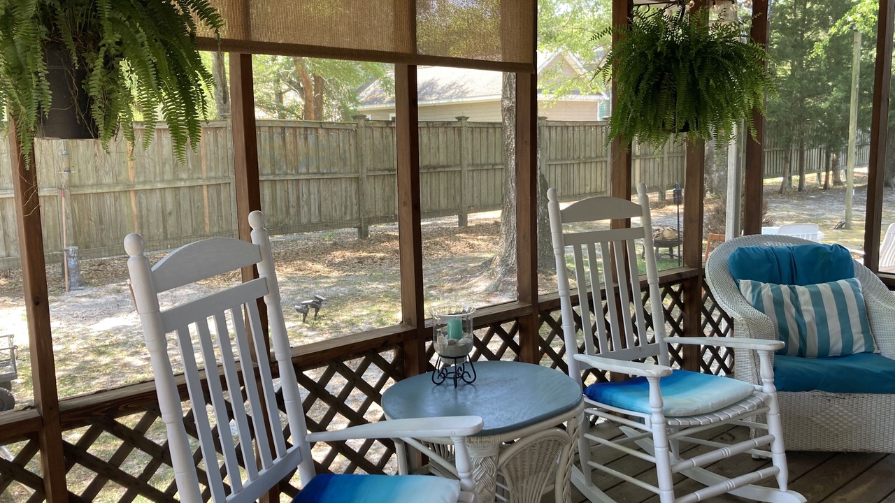 Photo of Patio Balcony in Sunset Beach
