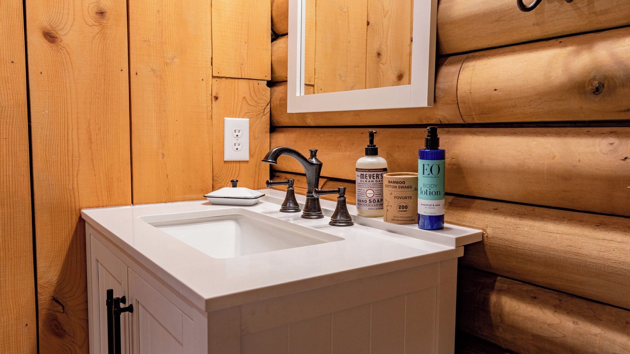 Photo of Bathroom in Kyle