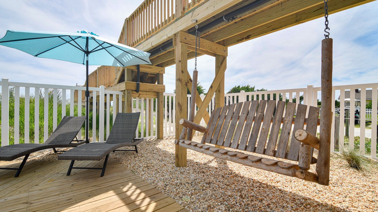 Photo of Patio Balcony in Holden Beach