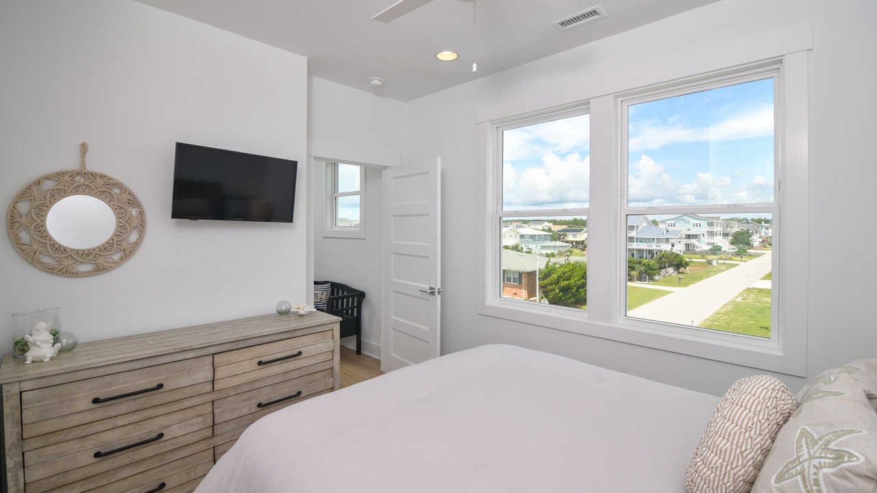 Photo of Bedroom in Holden Beach
